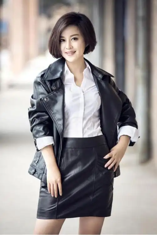 二十年后《还珠》"彩霞"刘芳毓与"小凳子"相聚《绝密使命》