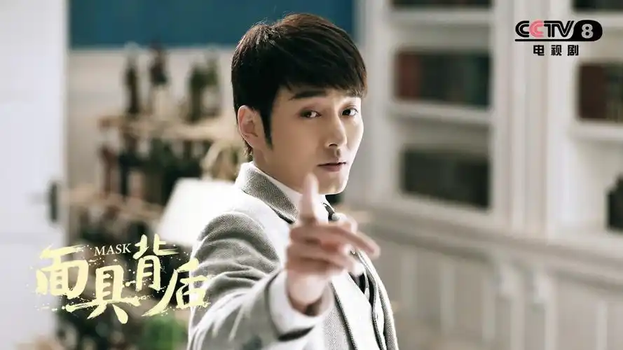 李东学面具背后登央八黄金强档一人诠释两角变身民国神探