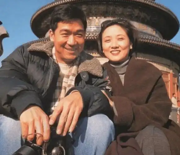 张默_妻子_父亲