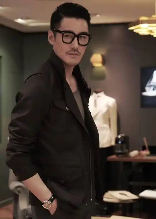 胡兵2024春夏时装周圆满收官!_时尚_东方_全球