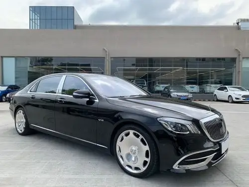 奔驰迈巴赫s级s680 6l 自动 黑色