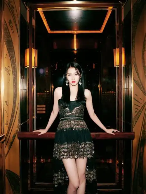 关晓彤的脚尖站要火了这站姿90斤才敢模仿不信你试试