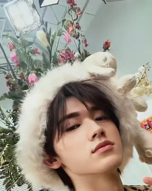 宋亚轩高会##宋亚轩同款##宋亚轩神图##宋亚轩非我不可预告