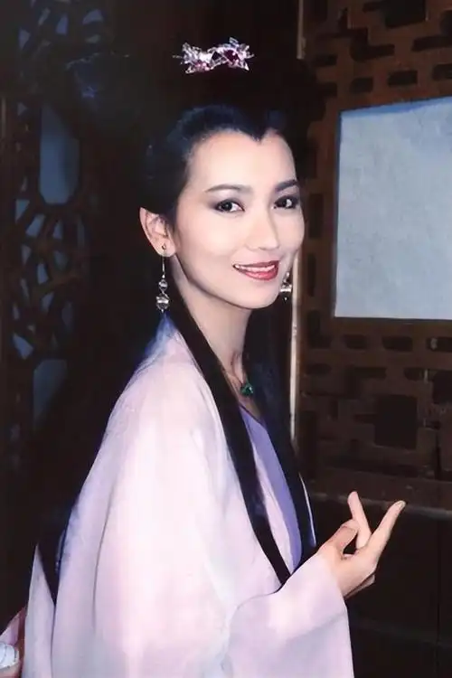 回顾一个角色吃一生的演员有人被当神供奉有人一生都难以出戏