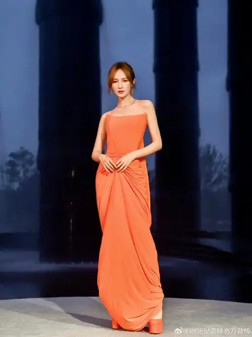 poem##孟佳jialand个人专辑##孟佳的穿搭图鉴