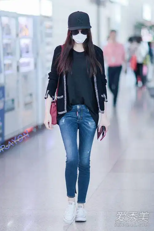 唐嫣新片《赏金猎人》上映 衣品和演技一样无聊