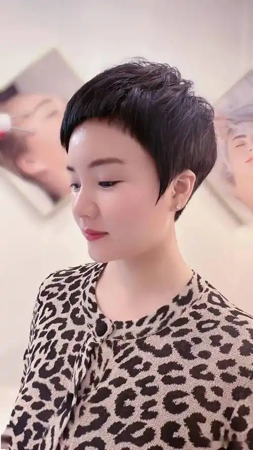 最火女士短发14款烫卷剪短美美哒看着很心动