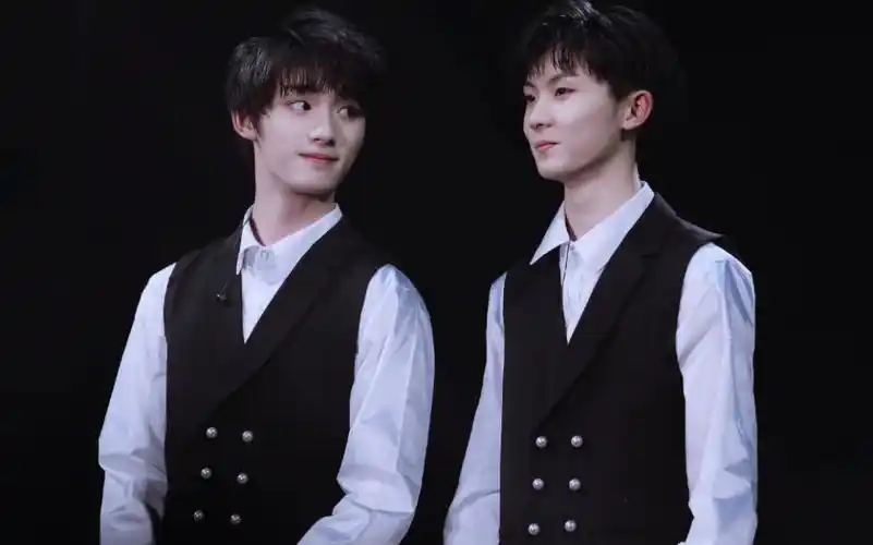 【祺鑫】每年生日都是以丁程鑫开头,马嘉祺结尾,一切