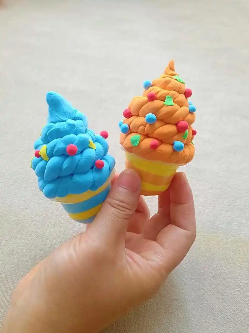 果冻壳别丢了,搭配上粘土陪孩子捏冰淇淋手工吧!#超轻粘土手工 - 抖音