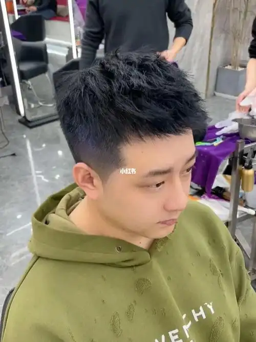 男士发型|蓝黑色头发|男士烫发