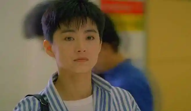 林青霞留短发显脸胖?翻翻微风吹动她发梢的照片 你心动了吗?