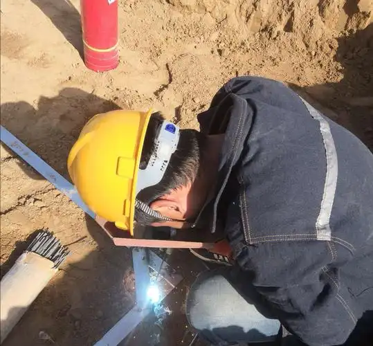 罐区接地扁铁焊接