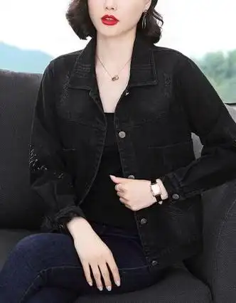 黑色牛仔外套搭配什么裤子好看女