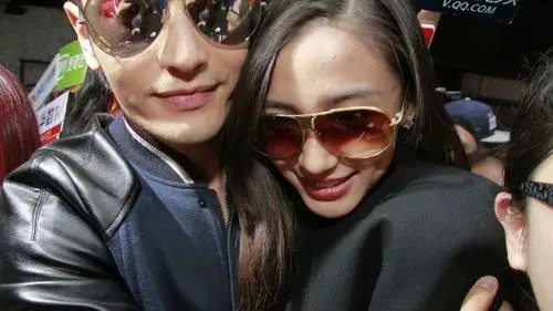 黄晓明为angelababy庆生或已求婚