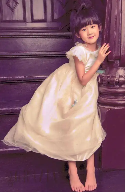 《爸爸去哪儿》贝儿与鲍蕾倾情演绎bonpoint法式秋冬浪漫