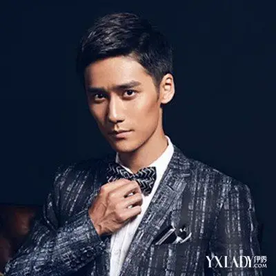 帅三七分斜刘海男 偏分打造复古美男