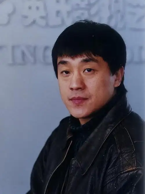 何冰吃个饭被求婚妻子倒贴钱也要嫁25年过去让她没嫁错人