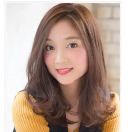 大脸女生适合发型有哪些 修脸时尚的大饼脸发型欣赏