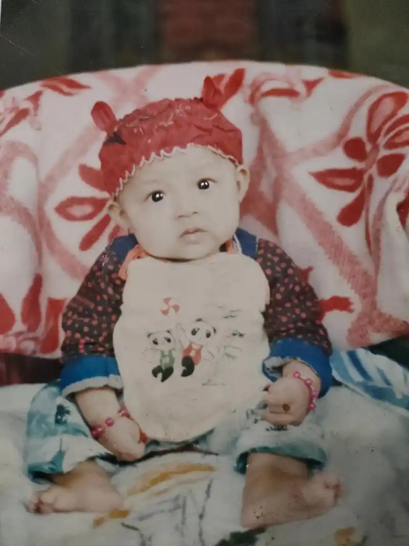 童年是甜滋滋的棉花糖,儿时的回忆泛黄的照片,童年一去不复返, - 抖音