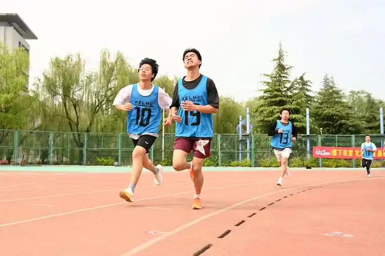 洛阳理工学院2024年联通杯田径运动会掠影学生组