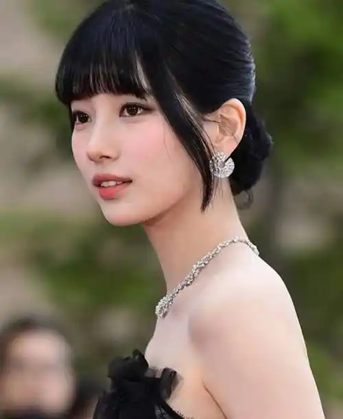 秀智的"土憨感"是怎么消失的?_眼影_五官_眼线