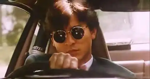 戴墨镜很土!刘德华曝明星出街新装扮