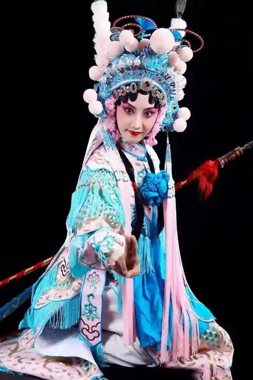 看京剧前的必做功课先了解这些角色其中青衣最美