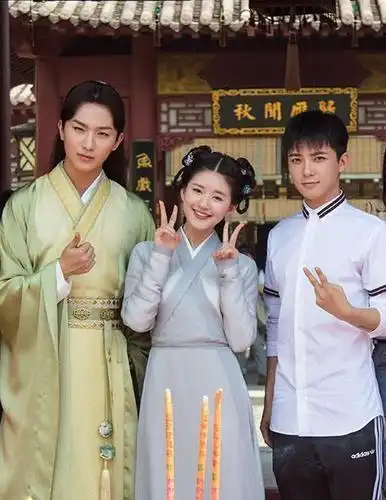 李宏毅现女朋友