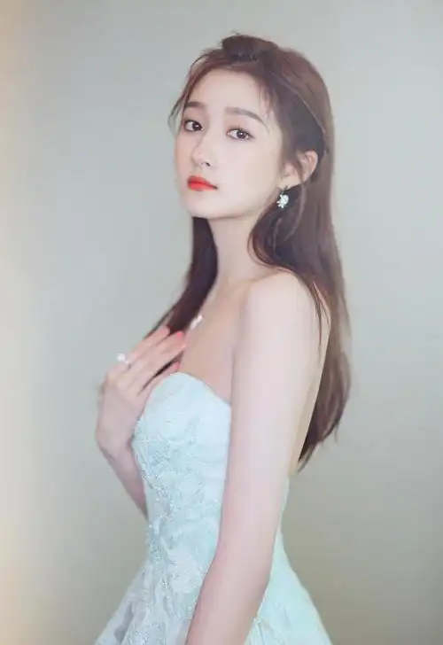 中国最美女明星排行.第一名最仙,网友:倾国倾城貌!惊为天下人