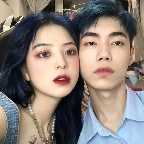 和男朋友09一起染了情侣发色巨显白