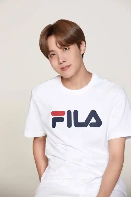 bts x fila 防弹少年团斐乐代言 郑号锡
