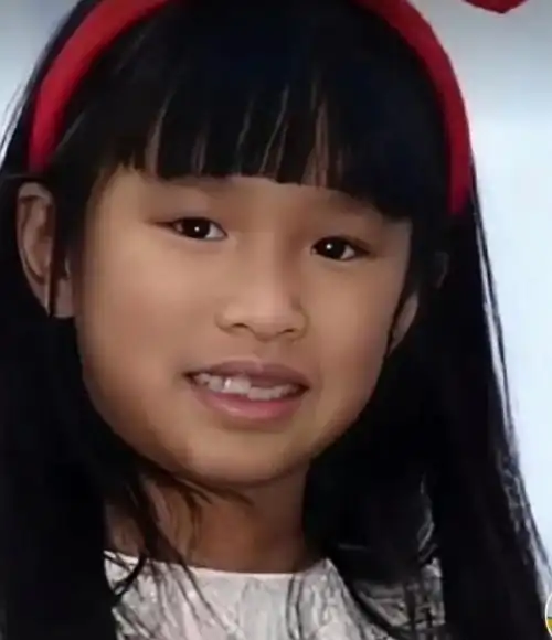 张庭女儿没等比例长大,反而更美了!