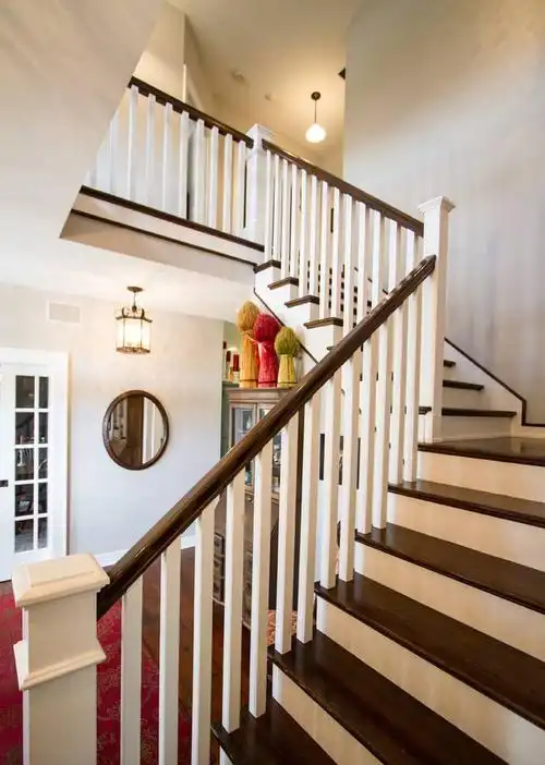 90度转角楼梯效果图优雅的转角楼梯设计图