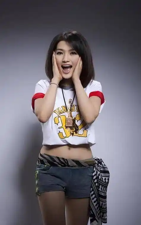 中国好声音最美10位女学员排行榜,第8位美女让杨坤喜笑颜开!