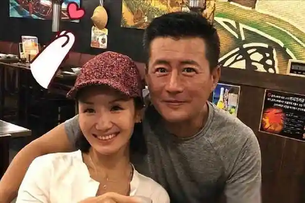 高曙光:江姗前夫,51岁二婚娶小16岁富婆,55岁再爆红,人