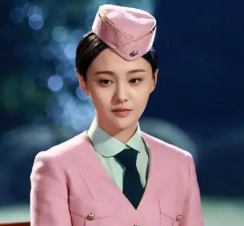 郑爽怒刷存在感下半年开启戏霸刷屏模式