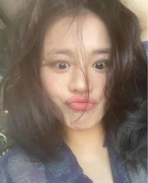 马思纯久违更新动态,晒出近照,素颜出镜状态好