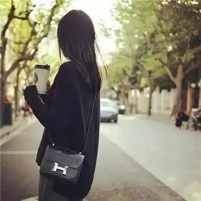 2020唯美头像女生侧面超美 侧面唯美伤感女生头像图片