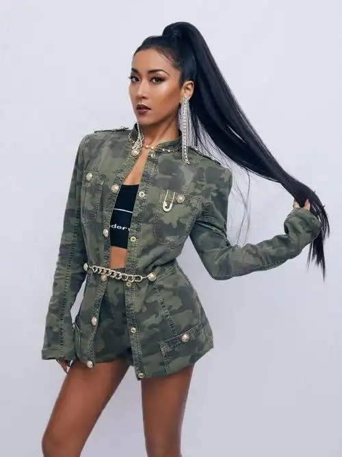 谁说黑皮肤不好看吉克隽逸示范超乎惊艳时尚穿搭真是美到发光