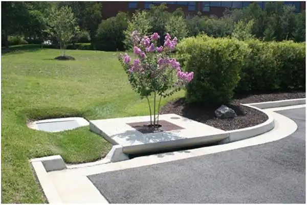 增强型雨水花园在公路边增强型雨水花园安装在小区内增强型雨水花园