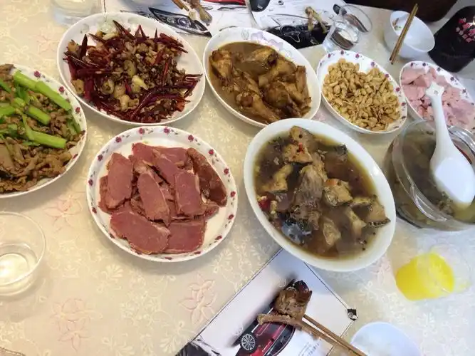 忙过了两天,准备了自认为很用心的饭菜.爱你们