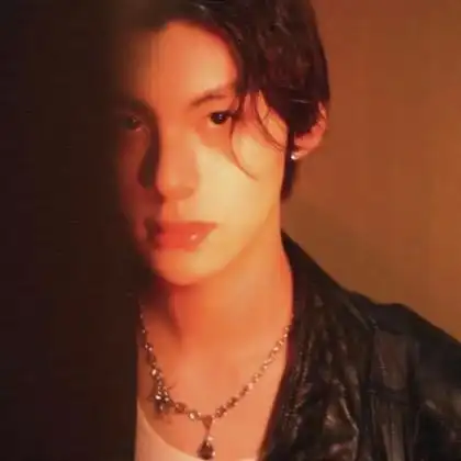 小众高级感的头像男生高清图片,文艺复古风_男生头像_头像屋