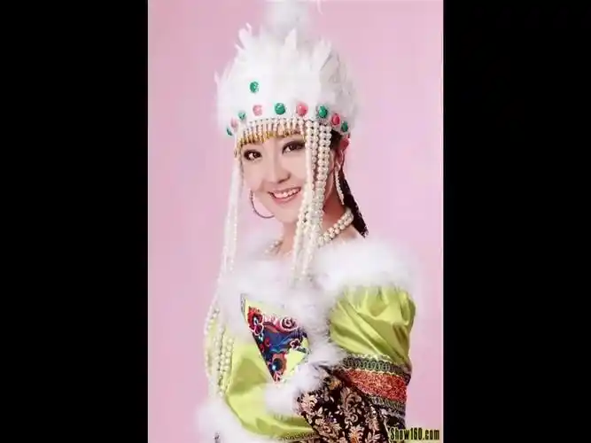 热烈欢迎蒙古族歌手火苗原唱格格老师来到大美山西感谢恩师马智宇