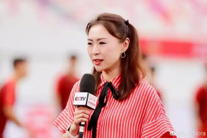 美女记者专栏聚焦中超央视体育报道团队已奔赴赛区将全程直播