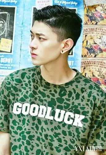 男生斜刘海两边铲掉图欣赏帅气发型令你自信感爆棚