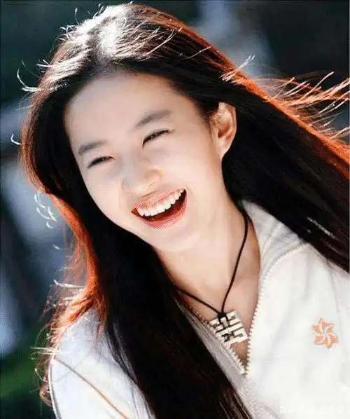 刘亦菲为什么可以红这么多年?