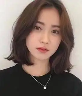 圆脸的女生适合什么发型?_头发_因为_整体