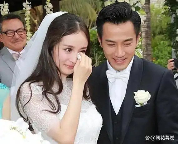 杨幂穿搭风格变化大,新中式穿搭被吐槽,前夫刘恺威已开始新生活