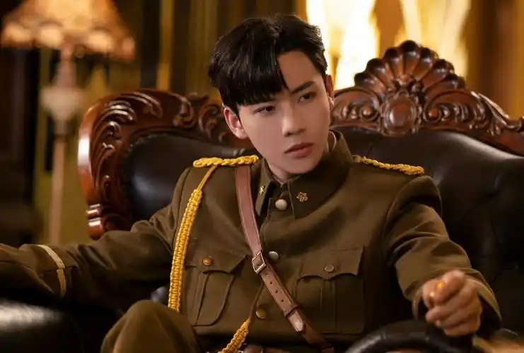 《千金丫环》男主代高政的身材又猛又欲,霸道总裁剧情又土又上头