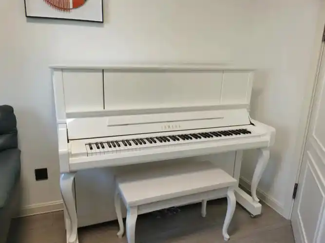 雅马哈钢琴真的很漂亮